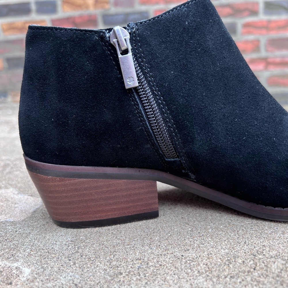 Lucky Brand Womens Fenley Ankle Boots Booties Black Suede Low Heel Zip 8.5M/39 - Picture 5 of 8